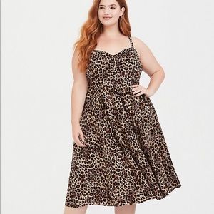 Torrid Leopard Midi Dress EUC